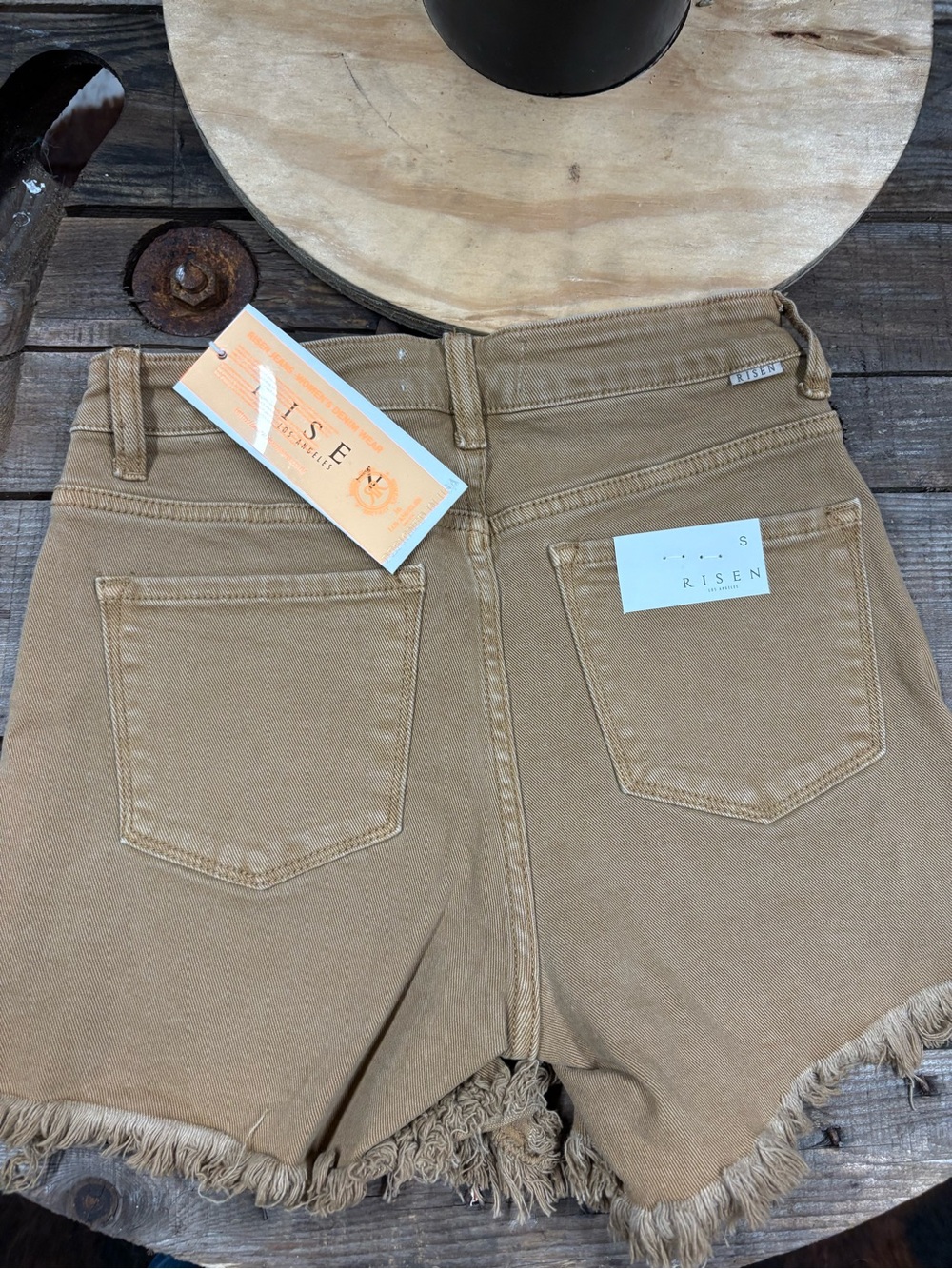 RISEN Women's High Rise Tan Denim Cut Off Shorts S Button 5-Pocket Fringe - Picture 3 of 3